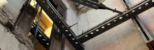 Obra Burguerins - Estabilizadores de fachada