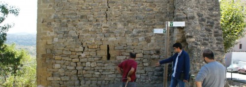 Obras en la Torre Font Vella (foto El Punt Avui)